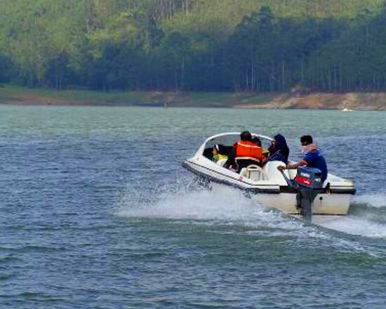 Speed Boating